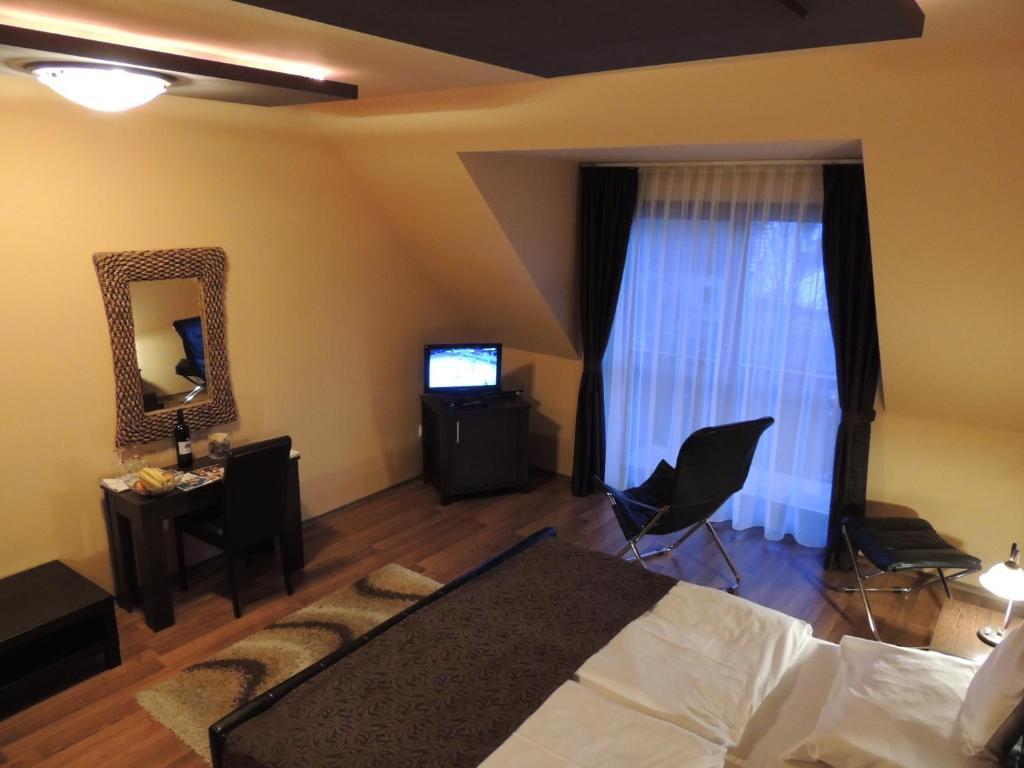 Bajor Panzio Buek-Buekfuerdo, Adults Friendly 12 Plus Ruang foto